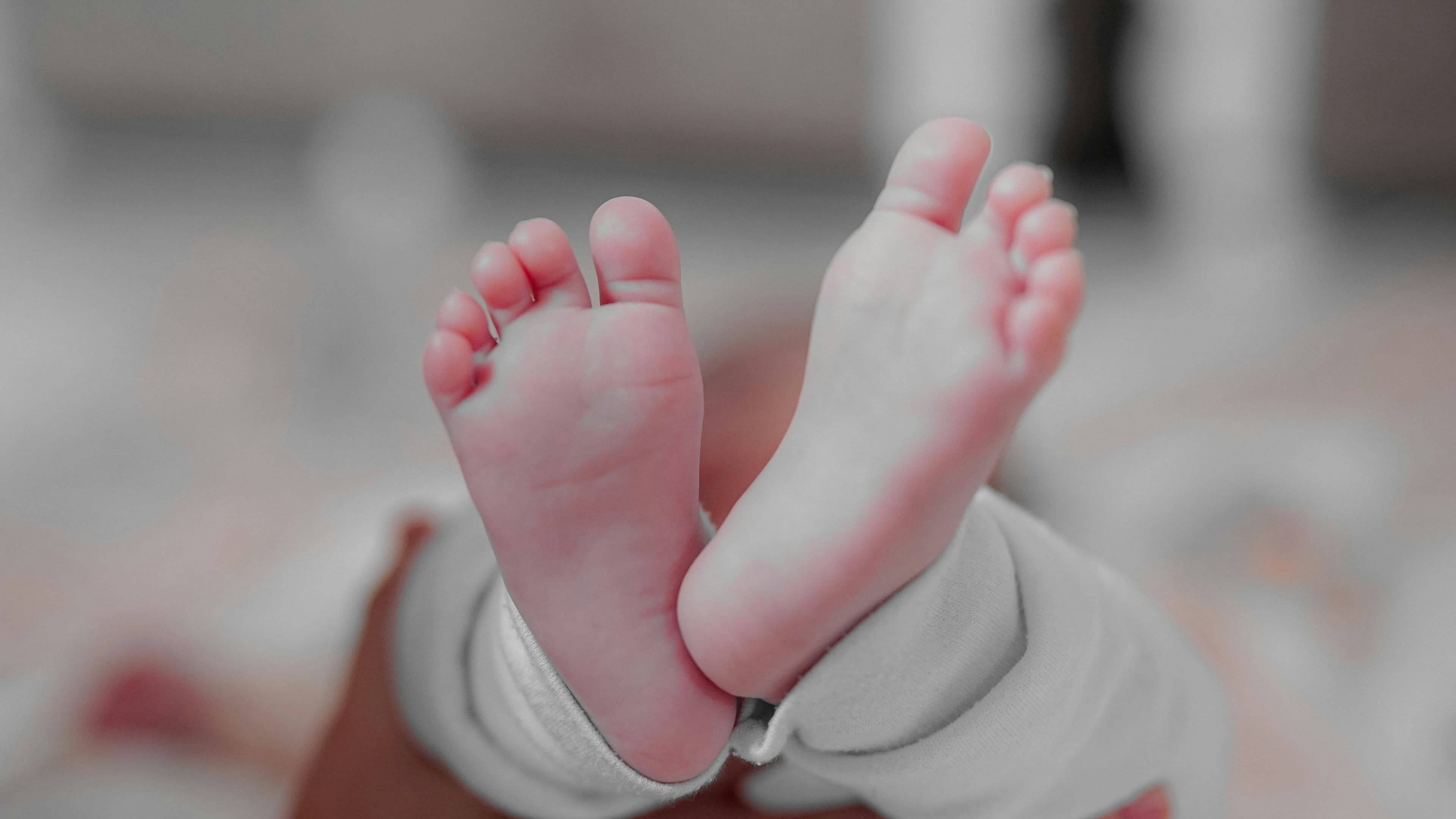 De ce încă se mai nasc copii cu sindrom alcoolic fetal? O problemă care continuă să afecteze familii