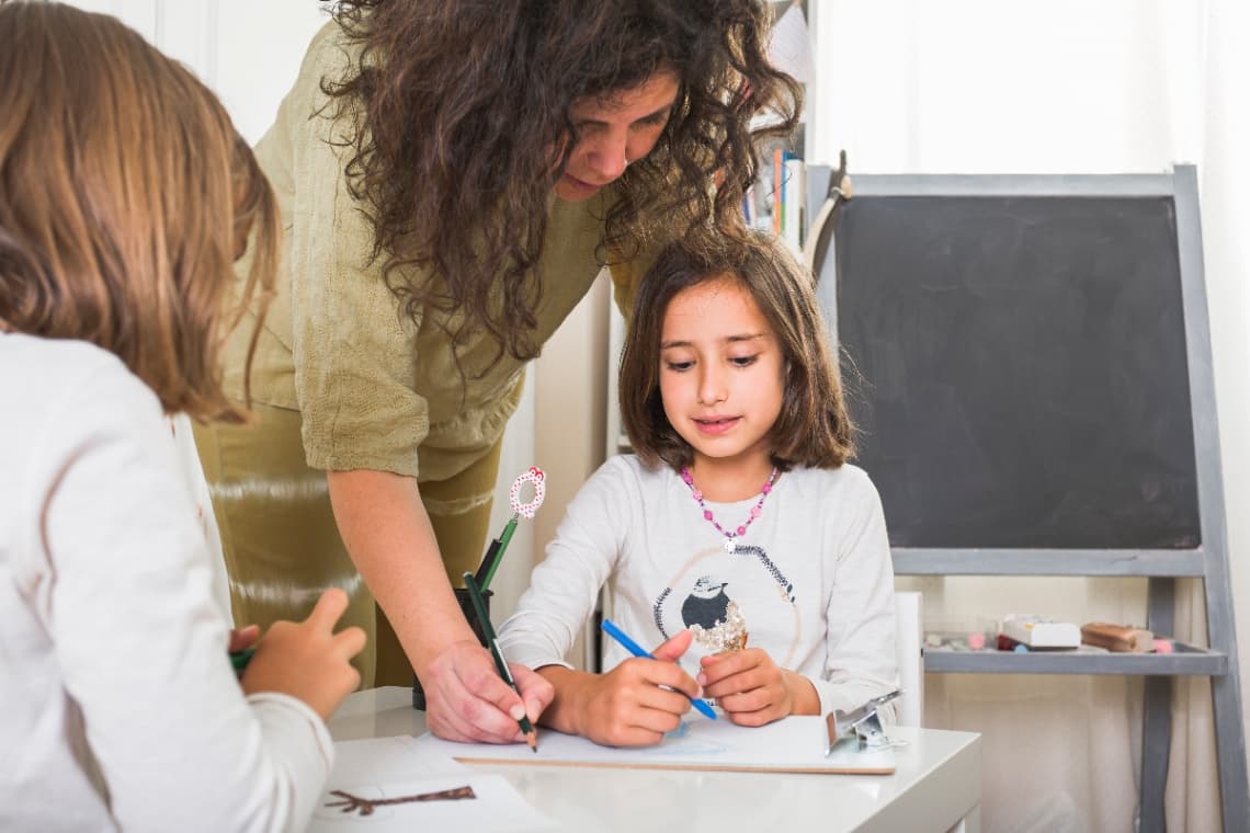 „Sunt mai preocupați de aparențe decât de nevoile copilului!” O fostă profesoară vorbește despre „negarea” părinților în privința educației celor mici
