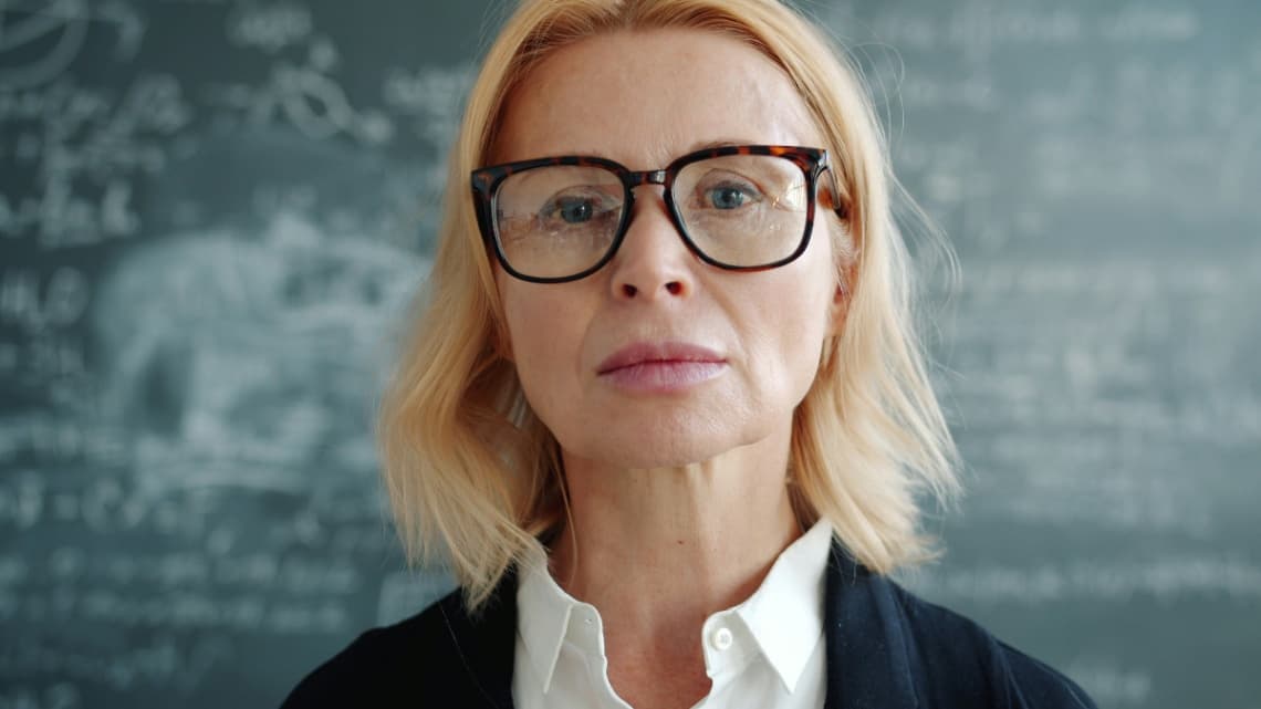 O profesoară cu dizabilități din Italia trebuie să returneze aproape 14.000 de euro statului după o eroare administrativă